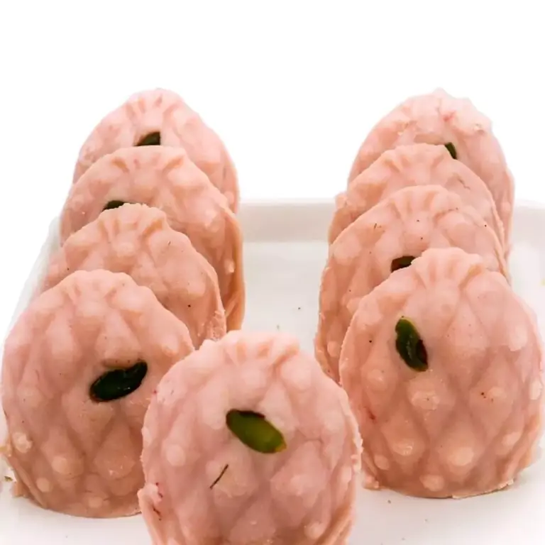 Ganguram's Strawberry Sandesh Karapak, 400 g-1